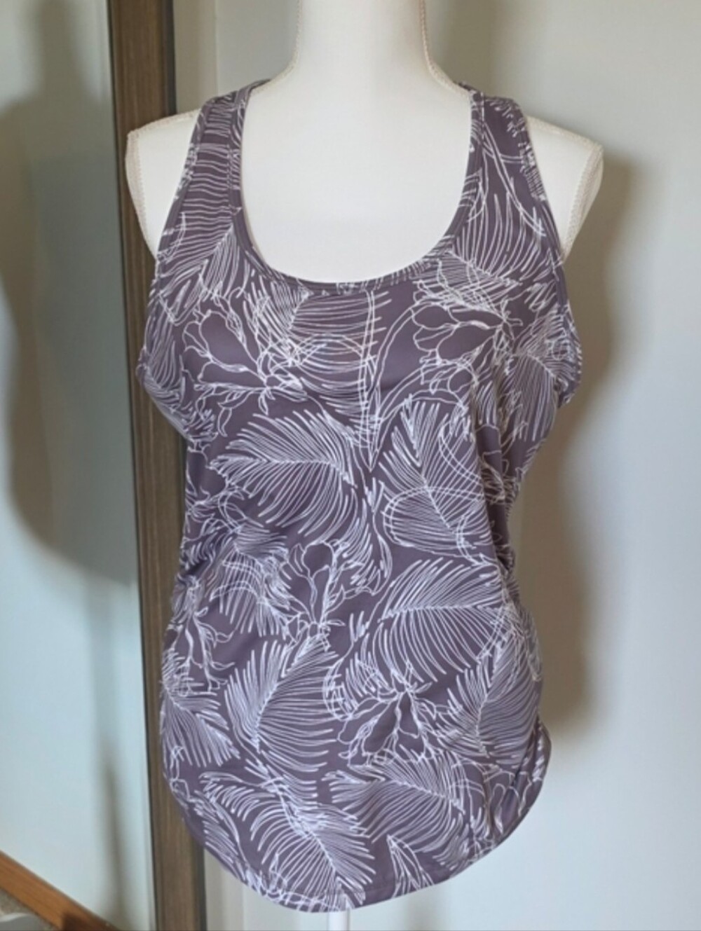 Sleeveless Scoop Neck Tropical Print Tank Top - Clay/Taupe/Mauve